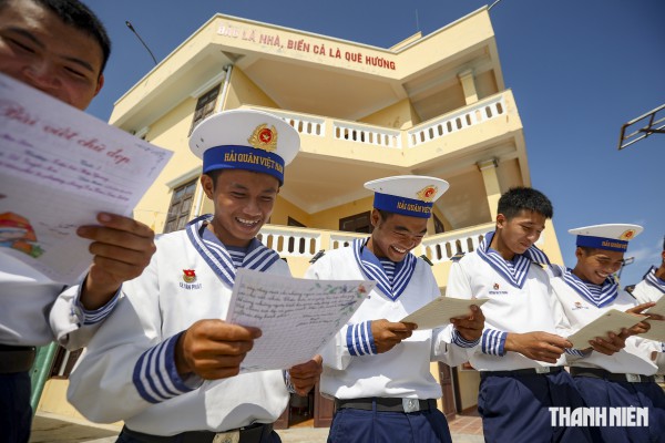 Gói trọn ân tình gửi Trường Sa
