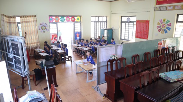Sau phản ánh của Thanh Niên, Đồng Nai chi 11,5 tỉ sửa trường học xuống cấp trong vùng quy hoạch bô xít