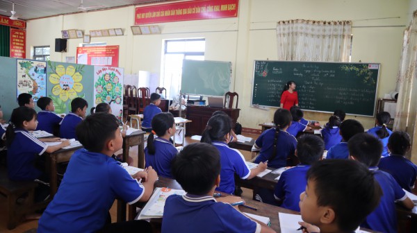 Sau phản ánh của Thanh Niên, Đồng Nai chi 11,5 tỉ sửa trường học xuống cấp trong vùng quy hoạch bô xít