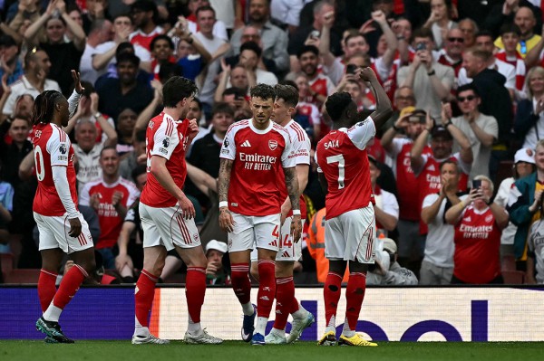 Arsenal có thể thống trị bóng đá Anh lâu dài Arsenal có thể thống trị bóng đá Anh lâu dài
