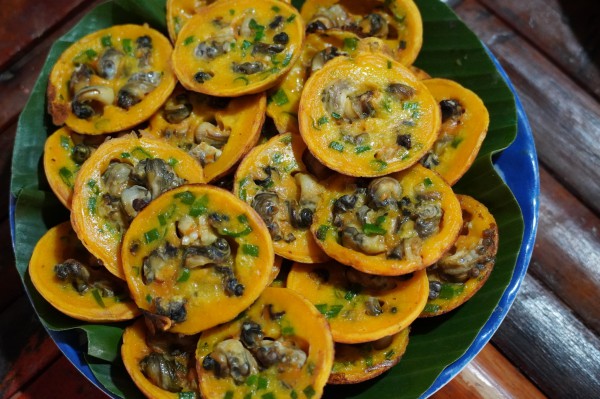 Bánh khọt ốc đắng miền Tây: Món ăn nghe lạ nhưng khiến nhiều du khách nhớ mãi