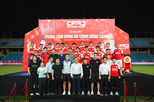 CLB CAHN có bước đi quan trọng, Quang Hải cùng Nguyễn Filip rạng rỡ có mặt