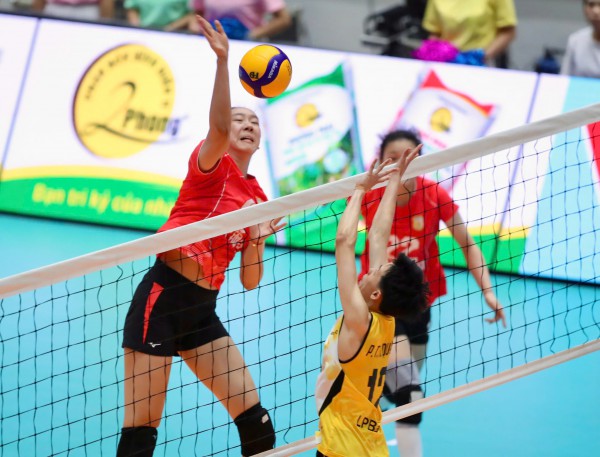 Các tay đập 'khủng long" đưa CLB Giang Tô vào chung kết Cúp bóng chuyền VTV9-Bình Điền