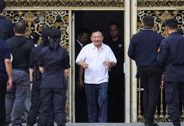 Cựu Thủ tướng Thái Lan Thaksin được tự do sau 8 tháng tù