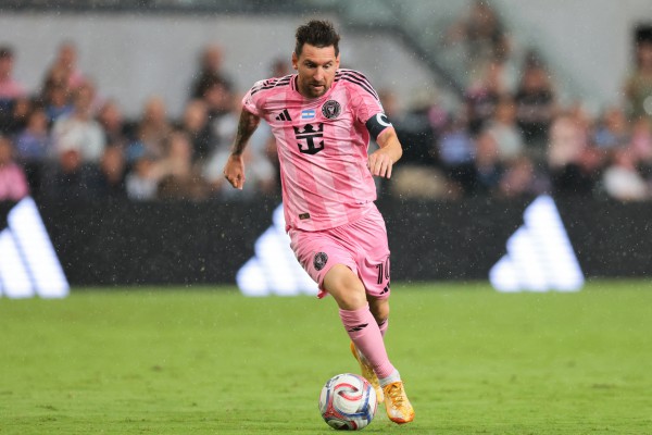 Đã có kết quả chấn thương của Messi, tất cả cùng nhẹ nhõm