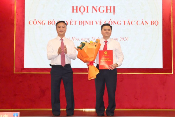 Khánh Hòa bổ nhiệm Giám đốc Sở Giáo dục và Đào tạo, Chánh văn phòng Tỉnh ủy
