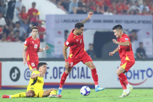 Lựa chọn khó khăn của ông Kim Sang-sik