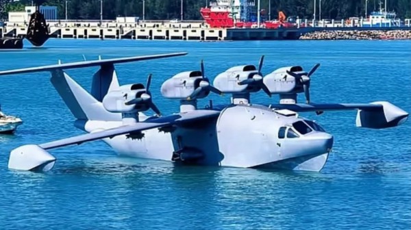 Máy bay ‘quái vật biển Bột Hải’ của Trung Quốc tái xuất Máy bay ‘quái vật biển Bột Hải’ của Trung Quốc tái xuất