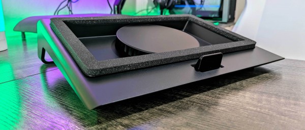 Người dùng laptop đang lãng phí tiền cho đế tản nhiệt? Người dùng laptop đang lãng phí tiền cho đế tản nhiệt?