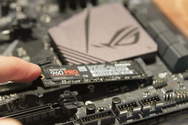 Sau bão giá RAM, đến lượt SSD và CPU 'rủ nhau' lập đỉnh mới
