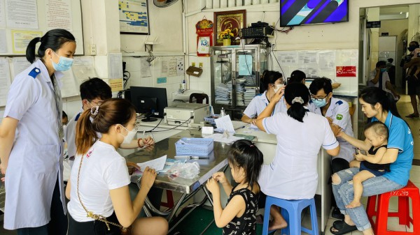 TP.HCM cần hơn 6,4 triệu liều vắc xin