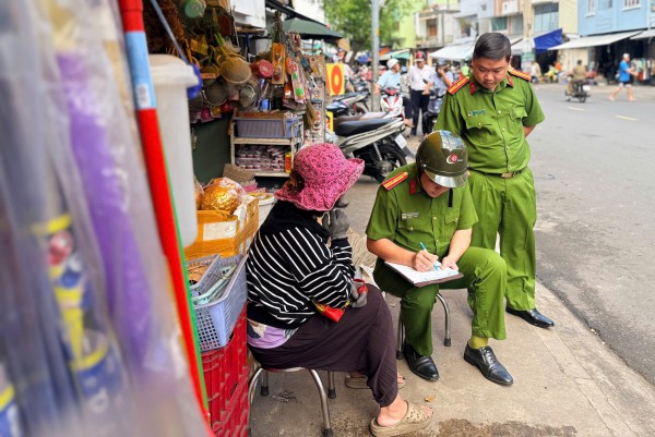 TP.HCM đề xuất hỗ trợ công an phường, xã 5 triệu đồng/người/tháng