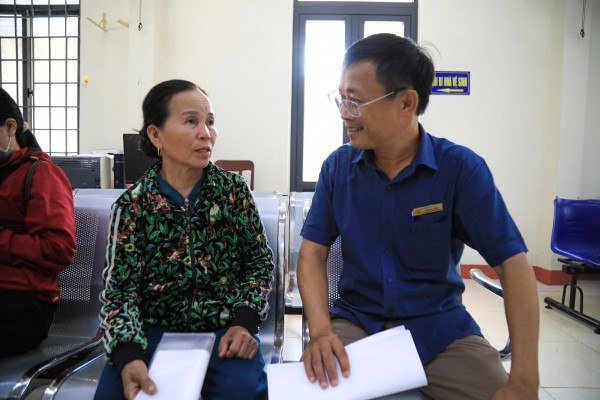 Thủ tục gọn, dân lợi: Gần dân, nhanh việc
