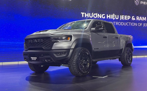 THACO chốt giá Jeep Wrangler dưới 3 tỉ, thấp hơn nhiều so với nhà phân phối cũ