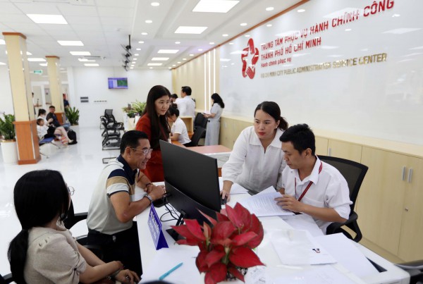 TP.HCM đề xuất mô hình công sở thông minh, chuyển từ 'chấm công' sang 'chấm kết quả'