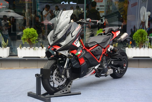 Siêu xe tay ga Italjet Dragster 700 đầu tiên về Việt Nam, giá 428 triệu đồng