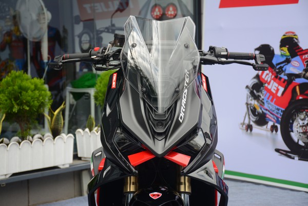 Siêu xe tay ga Italjet Dragster 700 đầu tiên về Việt Nam, giá 428 triệu đồng