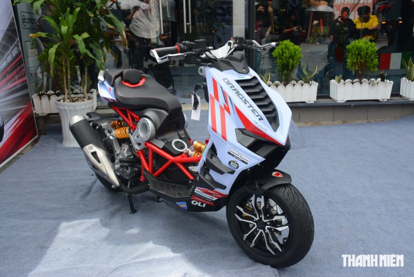 Xe tay ga Italjet Dragster 300 Gresini Edition về Việt Nam 40 chiếc, giá 225 triệu