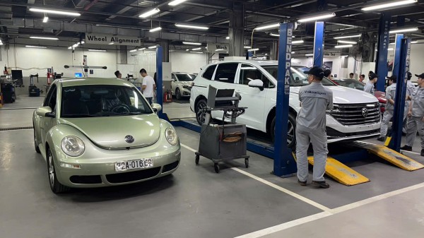 Volkswagen giảm giá nhiều mẫu xe, chia sẻ về sự tương thích với xăng E10?