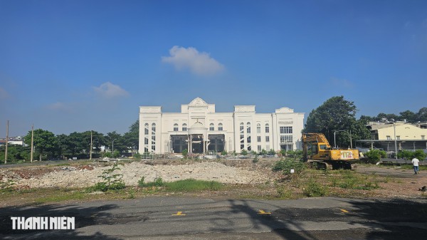 Thành phố Đồng Nai: Tháo dỡ tòa nhà cuối cùng của khu phức hợp Eros Palace
