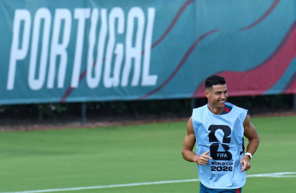 Messi đã gọi, liệu Ronaldo có trả lời? Messi đã gọi, liệu Ronaldo có trả lời?