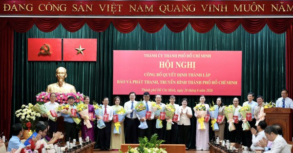Ông Lê Văn Minh làm Tổng giám đốc Báo và Phát thanh, Truyền hình TP.HCM