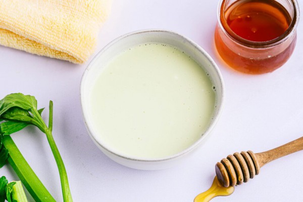 Đánh thức làn da mùa nắng từ... ngăn mát tủ lạnh 