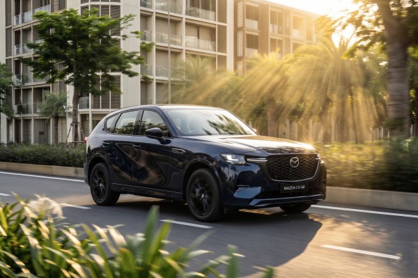 Giá gần 1,7 tỉ đồng, SUV cao cấp Mazda CX-60 có gì khác biệt?