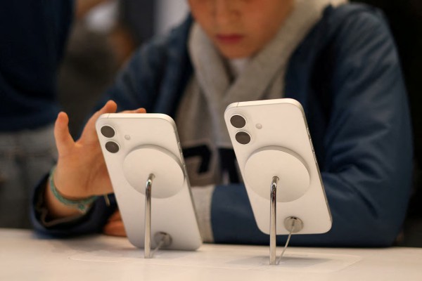 Những điều nên làm nếu không muốn iPhone thành 'cục gạch'