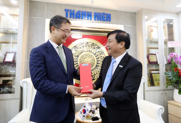 Tổng lãnh sự Hàn Quốc thăm Báo Thanh Niên, gợi mở nhiều dư địa hợp tác