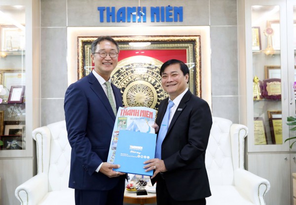 Tổng lãnh sự Hàn Quốc thăm Báo Thanh Niên, gợi mở nhiều dư địa hợp tác