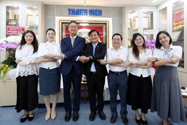 Tổng lãnh sự Hàn Quốc thăm Báo Thanh Niên, gợi mở nhiều dư địa hợp tác