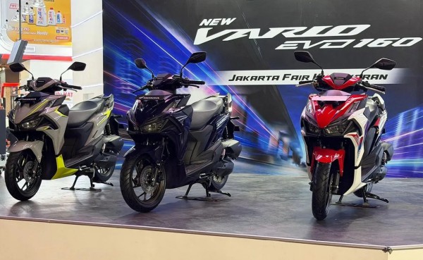 Honda Vario Evo 160 có gì khác mẫu cũ đang phân phối tại Việt Nam?