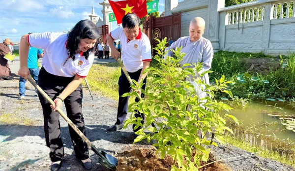 50 năm thành phố mang tên Bác: Tạo dựng thêm điểm tựa an cư, mưu sinh