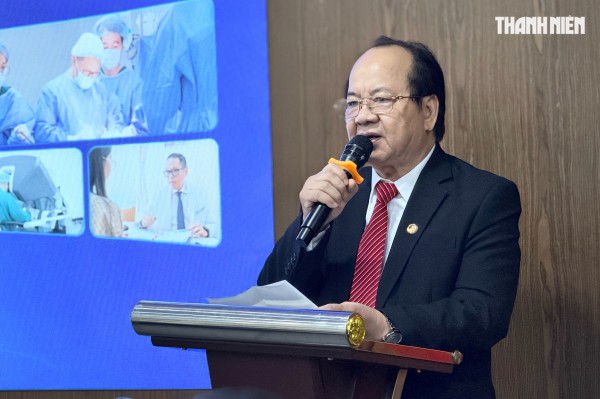 Bác sĩ Bệnh viện Tâm Anh lập kỷ lục Việt Nam số ca phẫu thuật bằng robot