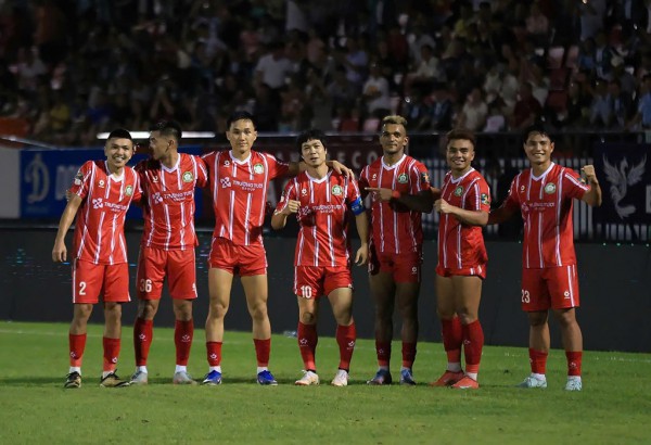 CLB Trường Tươi Đồng Nai còn cách mặt bằng V-League cả chặng đường dài