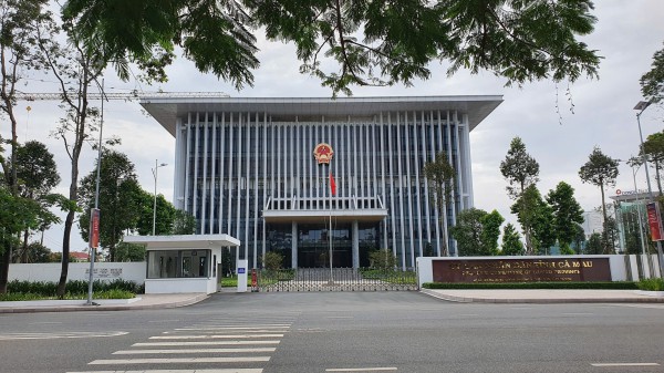 Chủ tịch Cà Mau ra quyết định vụ cán bộ xã bị khiếu nại về 'thái độ' Chủ tịch Cà Mau ra quyết định vụ cán bộ xã bị khiếu nại về 'thái độ'