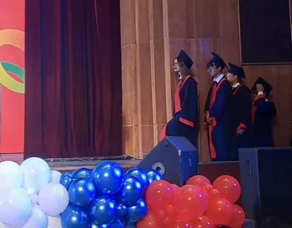 'Đỡ không nổi' khi người thật cũng phải chứng minh không là sản phẩm của AI 'Đỡ không nổi' khi người thật cũng phải chứng minh không là sản phẩm của AI