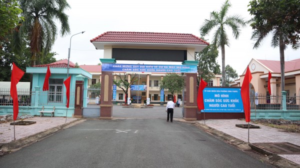 Đồng Nai: Biến trụ sở dôi dư thành 'ngôi nhà chung' chăm sóc người cao tuổi