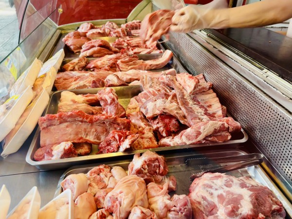 Giá heo hơi hôm nay 2.6.2026: Tiếp tục hạ nhiệt nhờ cung tăng