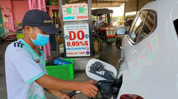Giá xăng dầu hôm nay 17.6.2026: Trong nước sắp có đợt giảm giá mạnh? Giá xăng dầu hôm nay 17.6.2026: Trong nước sắp có đợt giảm giá mạnh?