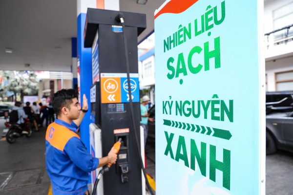Giá xăng dầu hôm nay 5.6.2026: Giữ đà giảm