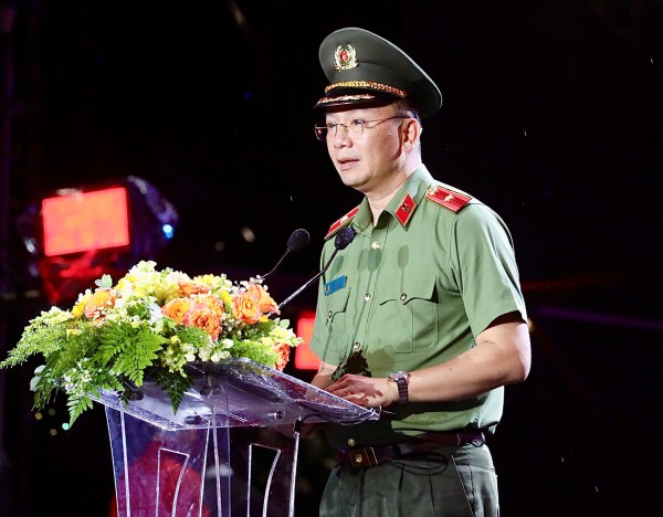 Khai mạc chuỗi sự kiện Gala 'Tổ quốc bình yên' tại phố đi bộ Nguyễn Huệ