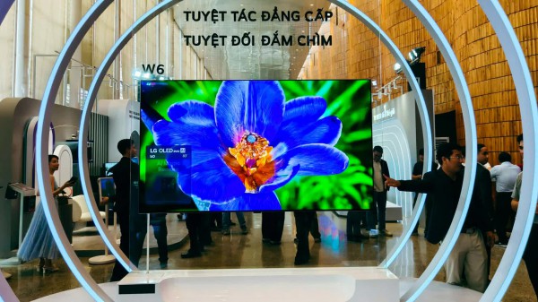 LG bác bỏ tin đồn bán mảng TV cho Hisense