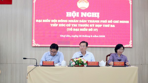 Lấn chiếm vỉa hè giảm rõ rệt, nhưng cử tri TP.HCM lo khó giữ lâu dài Lấn chiếm vỉa hè giảm rõ rệt, nhưng cử tri TP.HCM lo khó giữ lâu dài