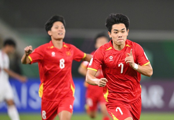 Nóng: Đội tuyển Việt Nam vắng Đình Bắc và dàn sao CLB CAHN tại AFF Cup 2026?