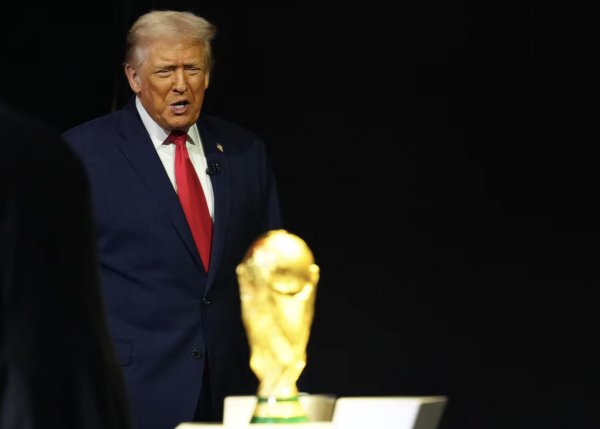 Tổng thống Trump và Chủ tịch FIFA Infantino sẽ cùng trao cúp vô địch World Cup 2026