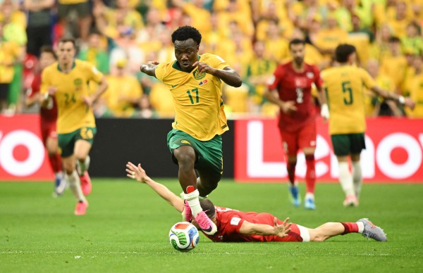 Úc phá dớp ngoạn mục tại World Cup, thắng Thổ Nhĩ Kỳ 2-0: Ngôi sao trẻ làm điều cực khó tin