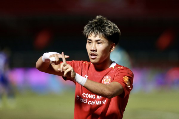Việt kiều Khoa Ngô giỏi thế nào, thầy Kim đã thấy: Lên thẳng đội tuyển Việt Nam? Việt kiều Khoa Ngô giỏi thế nào, thầy Kim đã thấy: Lên thẳng đội tuyển Việt Nam?