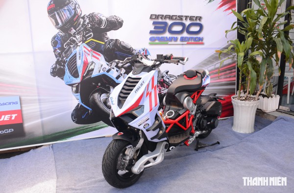 Xe tay ga Italjet Dragster 300 Gresini Edition về Việt Nam 40 chiếc, giá 225 triệu